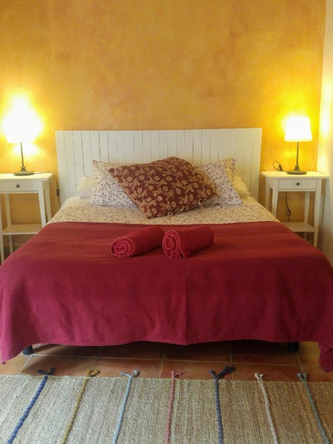 Apartamentos Saltarel-Lo Besalú Εξωτερικό φωτογραφία