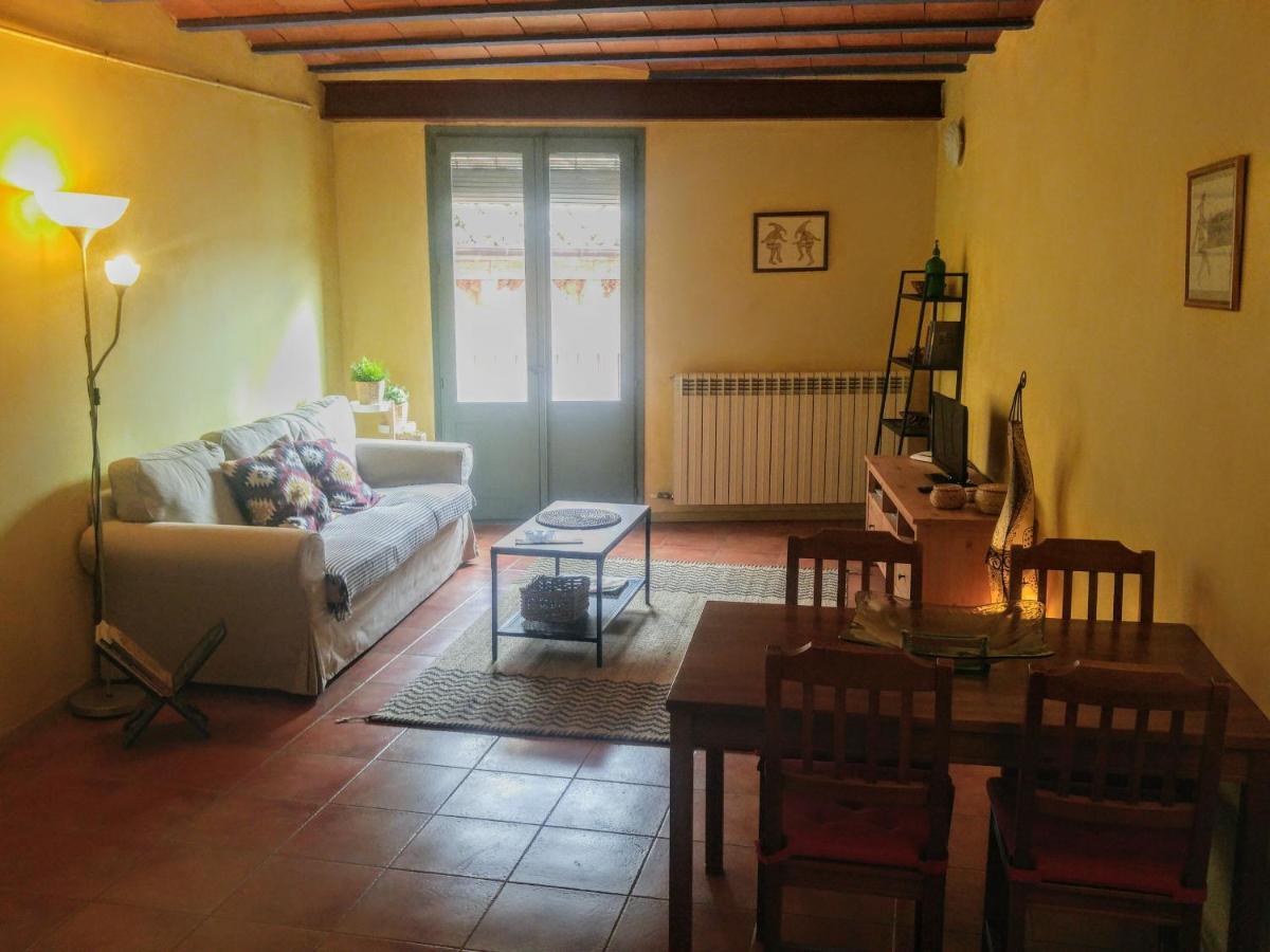 Apartamentos Saltarel-Lo Besalú Εξωτερικό φωτογραφία
